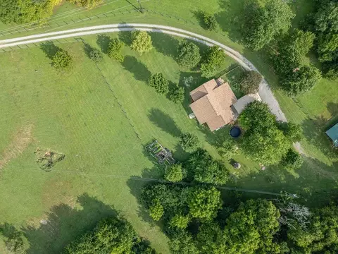 View/Area - 6443 Highway 25e, Springfield, TN 37172 photo 8 of 9