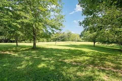 Exterior - 6443 Highway 25e, Springfield, TN 37172 photo 2 of 13