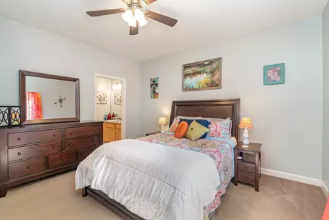 Bedroom - 6443 Highway 25e, Springfield, TN 37172 photo 2 of 3