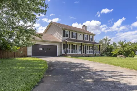 827 Keystone Dr, Clarksville, TN 37042