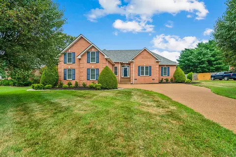 2751 New Port Royal Rd, Thompsons Station, TN 37179