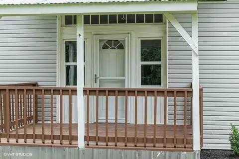 Exterior - 620 Mitchell Rd, Pulaski, TN 38478 photo 2 of 5