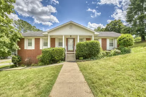 1410 Bagley Dr, Fayetteville, TN 37334