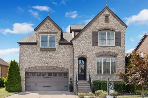 5120 Mountainbrook Cir, Hermitage, TN 37076
