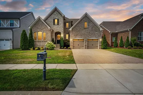 1804 Apperley Dr, Nolensville, TN 37135