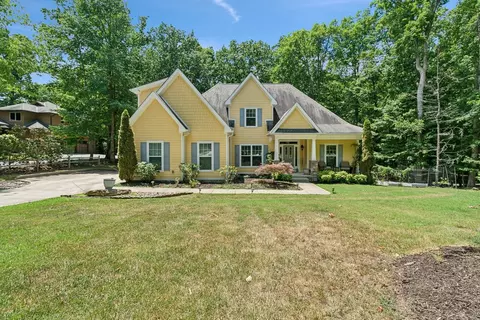71 John Allin Dr, Sewanee, TN 37375