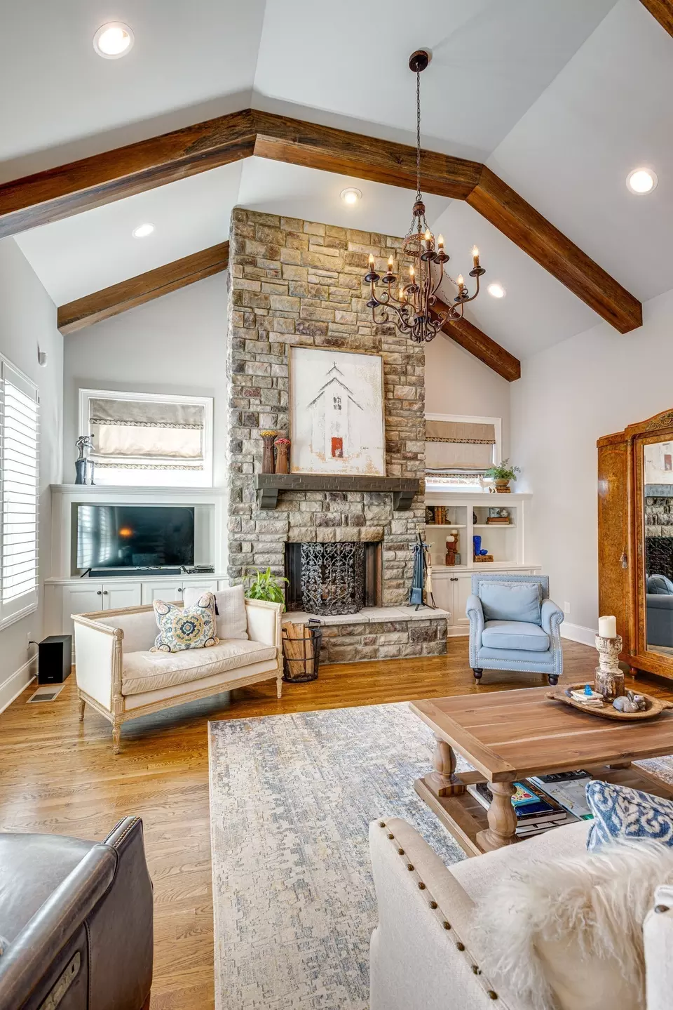 Living - 225 Fitzgerald St, Franklin, TN 37064 photo 4 of 5