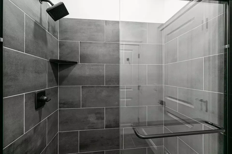 Bath - 225 Fitzgerald St, Franklin, TN 37064 photo 4 of 5
