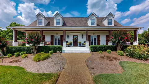 3435 Meadowcrest Dr, Murfreesboro, TN 37129