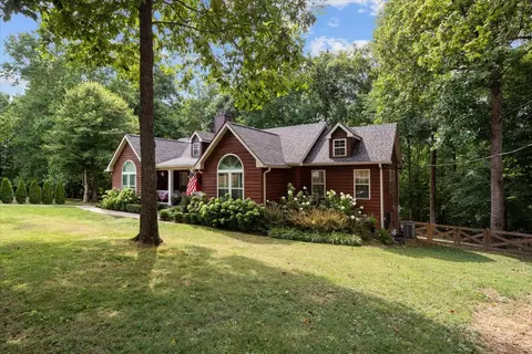 1350 Loann Ave, Kingston Springs, TN 37082