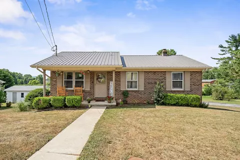 813 W End Ave, Mcminnville, TN 37110