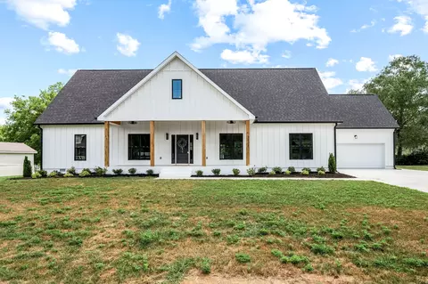 3428 Valley Bend Rd, Murfreesboro, TN 37129