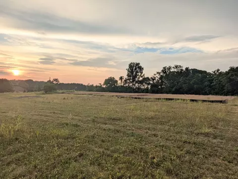 1522 Frye Rd, Columbia, TN 38401