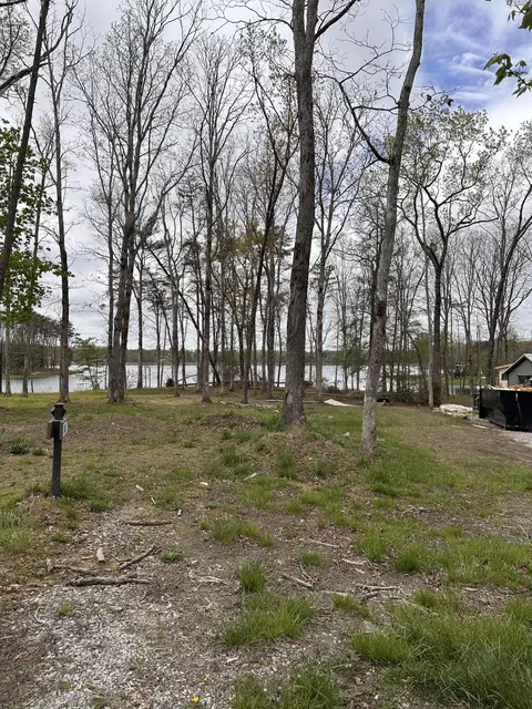 52 Heron Cir, Tracy City, TN 37387