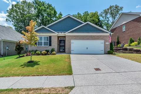 8057 Forest Hills Dr, Spring Hill, TN 37174