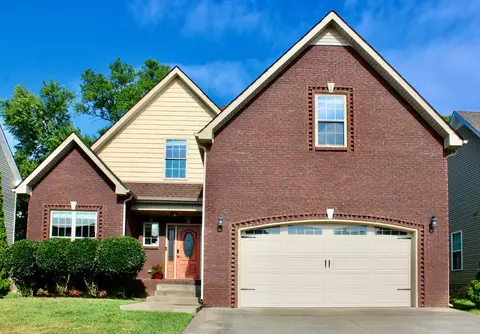 3758 Windmill Dr, Clarksville, TN 37040