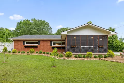 1901 Hollister Rd, Signal Mountain, TN 37377