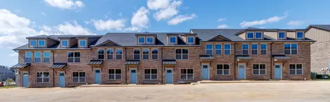 1000 Henry Place Blvd #605, Clarksville, TN 37042