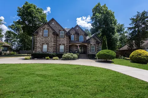 238 Oak Point Ln, Mount Juliet, TN 37122
