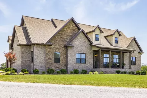 4900 Long Creek Rd, Lafayette, TN 37083