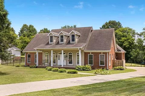 1011 Hearthside Ct S, Hendersonville, TN 37075