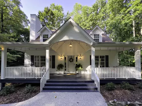 1012 Larkwood Rd, Kingston Springs, TN 37082