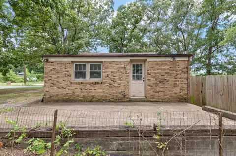 Exterior - 107 Blue Rd, Dickson, TN 37055 photo 5 of 7