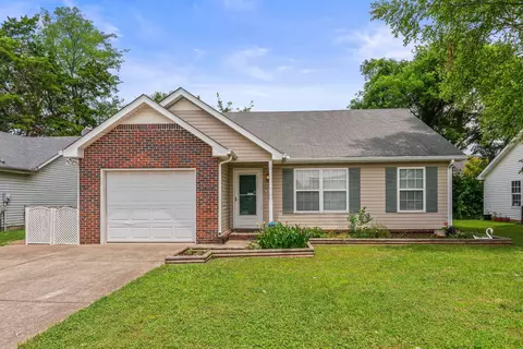 2836 Roscommon Dr, Murfreesboro, TN 37128