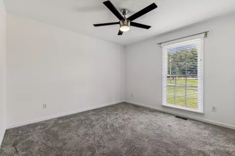 Bedroom - 2604 Mariview Dr, Springfield, TN 37172 photo 2 of 8