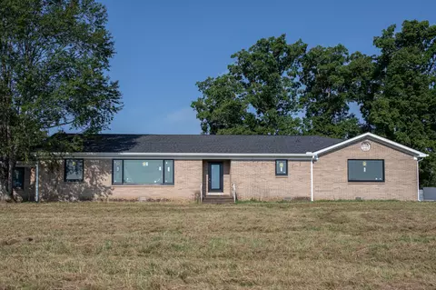383 Cedar Park Dr, Centerville, TN 37033 photo 6