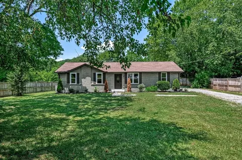 415 Wilkinson Ln, White House, TN 37188