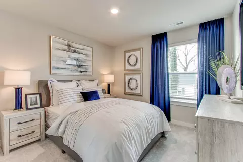 2926 Jacobs Valley Ct, Columbia, TN 38401