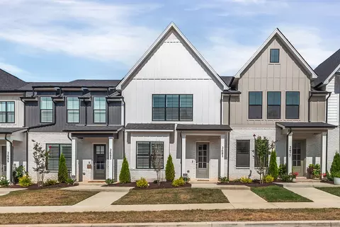 2681 Bramblewood Ln, Thompsons Station, TN 37179