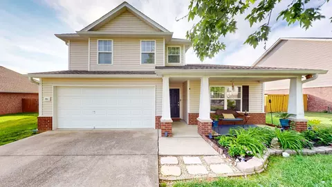 2861 Park Knoll Dr, Mount Juliet, TN 37122