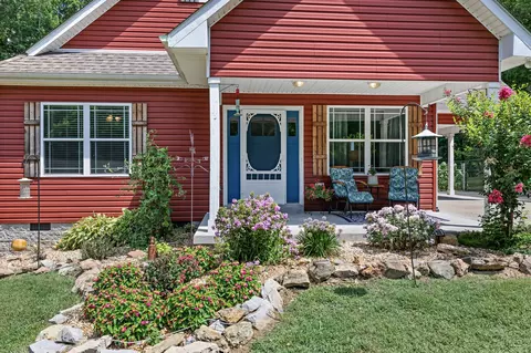 516 Krantz Rd, White Bluff, TN 37187