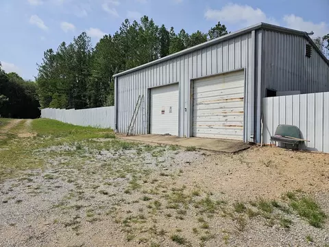 197 Henryville Rd, Ethridge, TN 38456