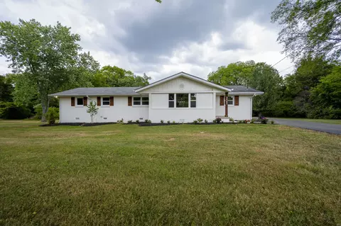 3567 Cedar St, Murfreesboro, TN 37127