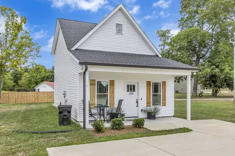 106 Eno Rd, Dickson, TN 37055