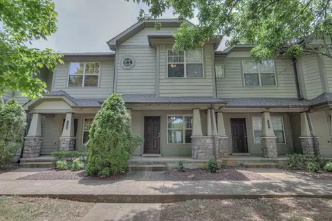 105 4th Ave #113, Murfreesboro, TN 37130
