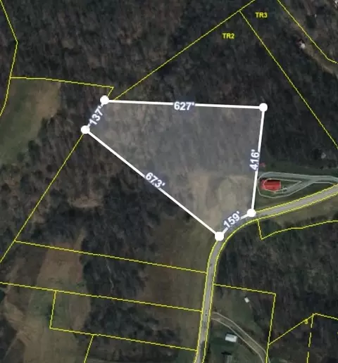3 Green Grove Rd, Hartsville, TN 37074