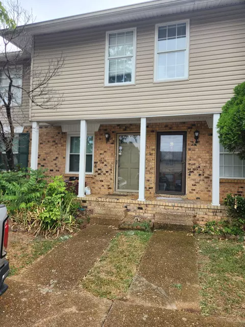 3880 Priest Lake Dr #32, Nashville, TN 37217