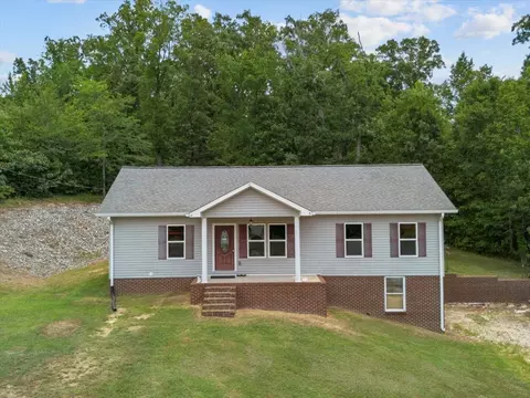 751 Arrowhead Dr, New Johnsonville, TN 37134