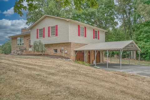 710 Blue Springs Rd, Smithville, TN 37166