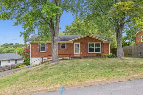 103 Gardendale Dr, Columbia, TN 38401
