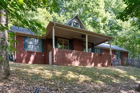 117 Poorhouse Rd, Taft, TN 38488
