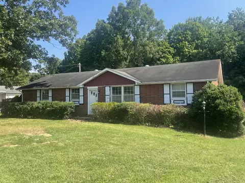 1627 Triangle Rd, Ashland City, TN 37015