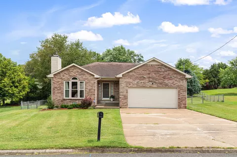 3128 Arrow Ln, Clarksville, TN 37043