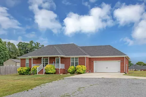 242 Old Camargo Rd, Fayetteville, TN 37334