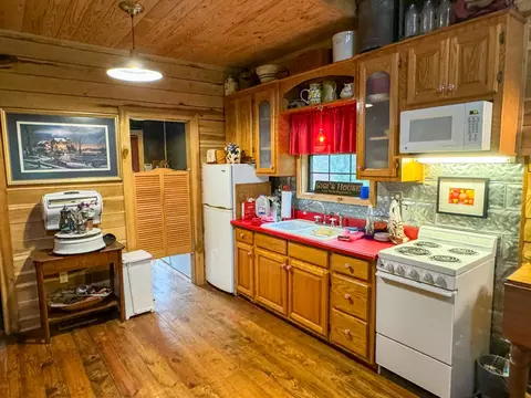 Kitchen - 439 Appleton Rd, Five Points, TN 38457 photo 1 of 1