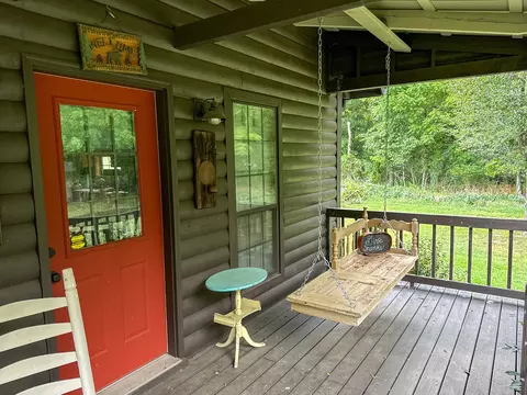Exterior - 439 Appleton Rd, Five Points, TN 38457 photo 5 of 8